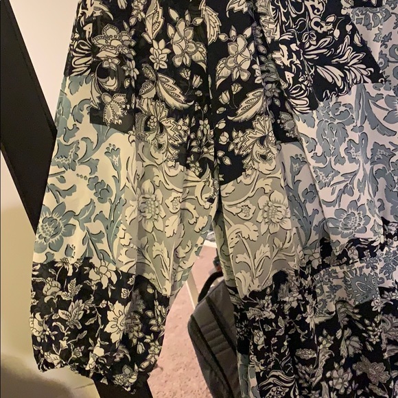 LOFT Floral Dress - Picture 5 of 5